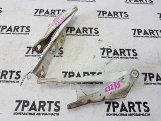 Крепление капота MITSUBISHI DEBONAIR S26A 6G74 MB959123,MB959124 2 ракурс