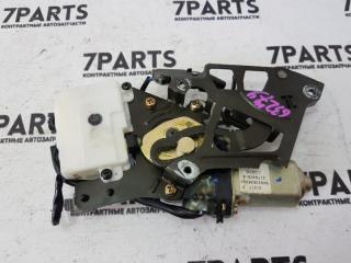 Замок багажника NISSAN CIMA GF50 VK45DE 2 ракурс Замок багажника NISSAN CIMA GF50 VK45DE 2 ракурс