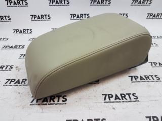 Подлокотник NISSAN STAGEA NM35 VQ25DD 3 ракурс Подлокотник NISSAN STAGEA NM35 VQ25DD 3 ракурс
