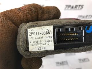 Блок управления NISSAN CIMA GF50 VK45DE ZP012-03051 3 ракурс