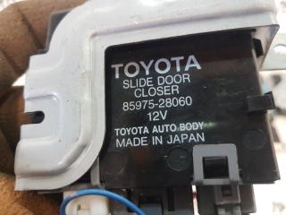 Блок управления дверьми левый задний TOYOTA ESTIMA ACR30 2AZFE 85975-28060 2 ракурс