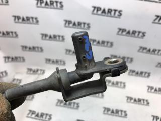 Датчик abs правый передний NISSAN SKYLINE PV35 VQ35DE 2 ракурс Датчик abs правый передний NISSAN SKYLINE PV35 VQ35DE 2 ракурс