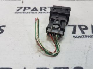 Кнопка TOYOTA CELSIOR UCF31 3UZFE 3 ракурс