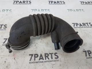 Патрубок воздушн.фильтра TOYOTA VITZ NCP15 2NZ ,17881-21010 1 ракурс
