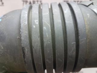 Патрубок воздушн.фильтра SUBARU FORESTER SF5 EJ205DXXKE 46023FC010 3 ракурс