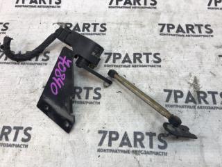 Запчасть датчик контроля высоты задний NISSAN SERENA 2011