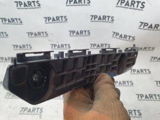 Крепление бампера правое заднее TOYOTA SPADE NCP141 1NZFE 52575-52190 3 ракурс