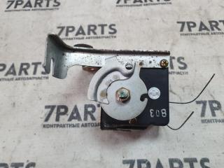 Прочее NISSAN CEDRIC PBY32 VG30DET 201300P610 3 ракурс Прочее NISSAN CEDRIC PBY32 VG30DET 201300P610 3 ракурс