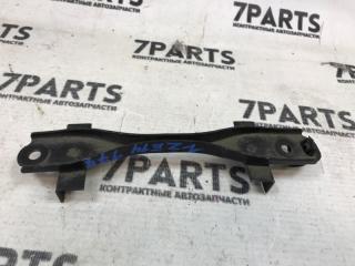 Крепление аккумулятора TOYOTA WISH ZNE14 1ZZFE 74404-63010 2 ракурс