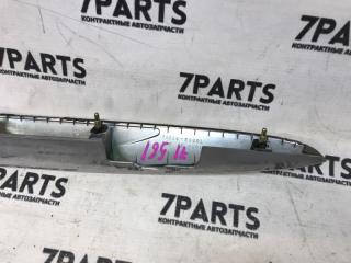 Накладка 5-й двери DAIHATSU STORIA M101S K3VE 76802-97202 4 ракурс