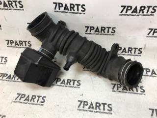 Патрубок воздушн.фильтра TOYOTA HARRIER ACU10 2AZFE 17881-28070 2 ракурс