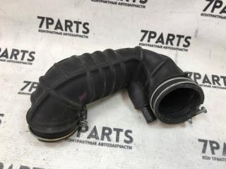 Патрубок воздушн.фильтра TOYOTA BB NCP30 2NZFE 17880-21050 2 ракурс