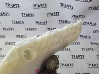 Крепление бампера правое заднее TOYOTA RACTIS NCP100 52575-52130 3 ракурс