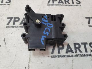 Сервопривод заслонок печки MAZDA VERISA DC5W ZY 8227V 2 ракурс