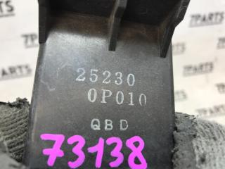 Блок управления NISSAN CEDRIC PBY32 VG30DET 252300P010 3 ракурс