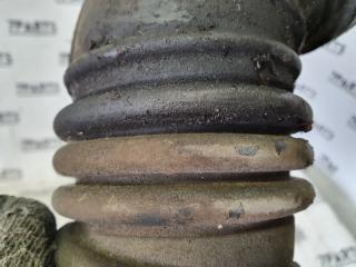 Патрубок воздушн.фильтра TOYOTA ISIS ZNM10 1ZZFE 17881-22080 3 ракурс