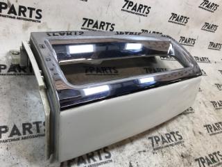 Накладка на стоп правая задняя NISSAN ELGRAND NE51 VQ35DE 85028WL000 3 ракурс