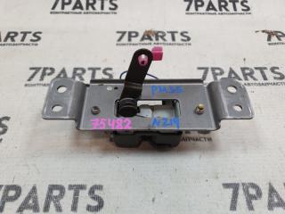 Замок 5-й двери NISSAN STAGEA PM35 VQ35DE 90330AQ001 1 ракурс