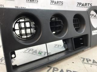 Консоль спидометра SUZUKI JIMNY JA22W K6AT 73311-82C00 3 ракурс
