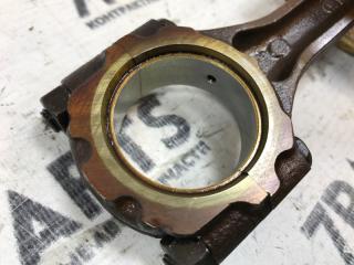 Поршень с шатуном TOYOTA COROLLA LEVIN AE91 5AFE 2 ракурс Поршень с шатуном TOYOTA COROLLA LEVIN AE91 5AFE 2 ракурс