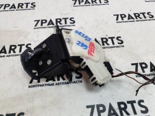 Замок 5-й двери MAZDA DEMIO DE3FS ZJ-VEM 1 ракурс Замок 5-й двери MAZDA DEMIO DE3FS ZJ-VEM 1 ракурс