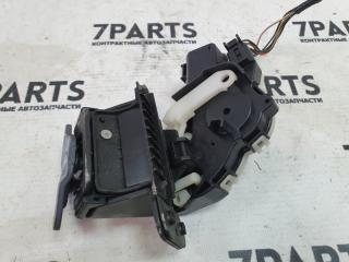 Замок 5-й двери MAZDA DEMIO DE3FS ZJ-VEM 2 ракурс Замок 5-й двери MAZDA DEMIO DE3FS ZJ-VEM 2 ракурс