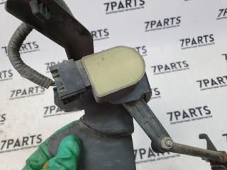 Датчик контроля высоты передний NISSAN SERENA CC25 MR20DE 2 ракурс