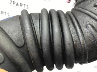 Патрубок воздушн.фильтра TOYOTA WISH ZNE10 1ZZFE 17881-22080 3 ракурс