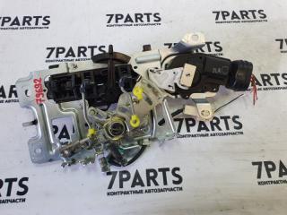 Замок двери правый задний TOYOTA VOXY ZRR70 3ZRFAE 2 ракурс
