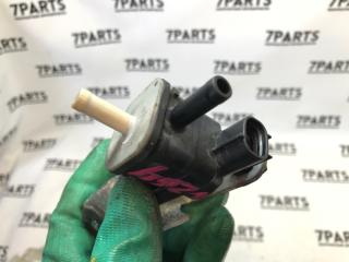 Вакуумный клапан TOYOTA VOXY ZRR70 3ZRFAE 90910-12276 3 ракурс