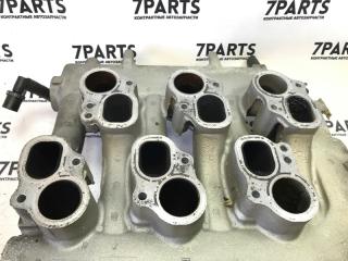 Коллектор впускной FORD MUSTANG P40  ESSEX V6 3.8L 60.2A 3 ракурс