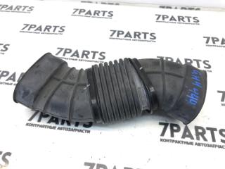 Воздухозаборник HONDA HR-V GH4 D16A 2 ракурс Воздухозаборник HONDA HR-V GH4 D16A 2 ракурс