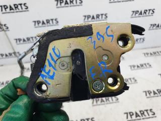 Замок двери правый передний TOYOTA SPRINTER AE110 5AFE 3 ракурс