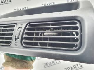 Регулятор направления воздушного потока TOYOTA ALTEZZA SXE10 3SGE 55063-53011 3 ракурс