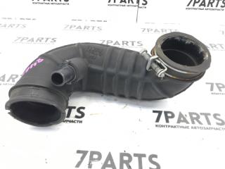 Патрубок воздушн.фильтра TOYOTA PORTE NNP10 2NZFE 17880-21050 2 ракурс