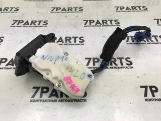 Запчасть замок 5-й двери TOYOTA PORTE 2005