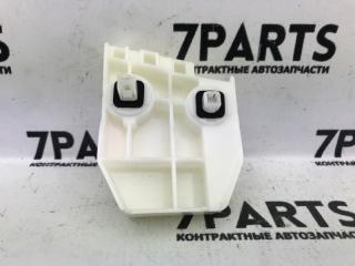 Крепление бампера правое заднее TOYOTA RACTIS NCP100 52562-52040 2 ракурс