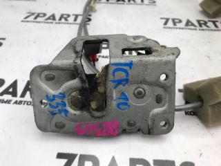 Замок двери TOYOTA ESTIMA LUCIDA TCR10 2TZFE 4 ракурс