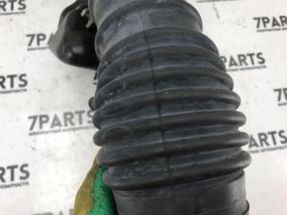 Патрубок воздушн.фильтра TOYOTA CROWN GRS182 3GR 17881-31170 3 ракурс