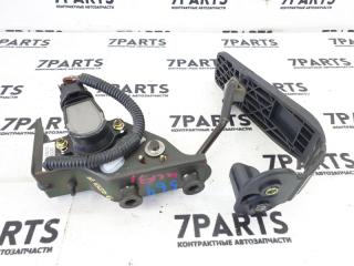 Педаль подачи топлива TOYOTA CELSIOR UCF31 3UZFE 78010-50010 2 ракурс