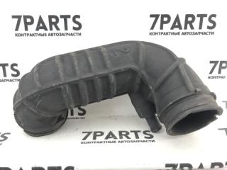 Патрубок воздушн.фильтра TOYOTA PORTE NNP10 2NZFE 17880-21050 2 ракурс
