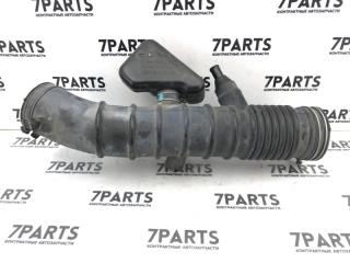 Патрубок воздушн.фильтра TOYOTA CROWN GRS200 4GRFSE 17881-31200 2 ракурс Патрубок воздушн.фильтра TOYOTA CROWN GRS200 4GRFSE 17881-31200 2 ракурс