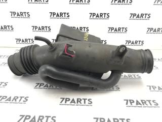Патрубок воздушн.фильтра NISSAN CEDRIC HY34 VQ30DD 2 ракурс