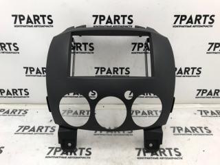Консоль магнитофона MAZDA DEMIO DE3FS ZJ D65155210-02 1 ракурс