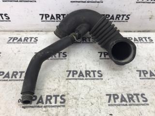 Патрубок воздушн.фильтра TOYOTA BB NCP31 1NZFE 17880-21010,17880-21060 2 ракурс