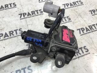 Блок круиз-контроля TOYOTA CELSIOR UCF20 88002-50050 2 ракурс Блок круиз-контроля TOYOTA CELSIOR UCF20 88002-50050 2 ракурс