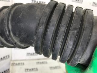 Патрубок воздушн.фильтра MITSUBISHI DION CR9W 4G63 MR497444 3 ракурс