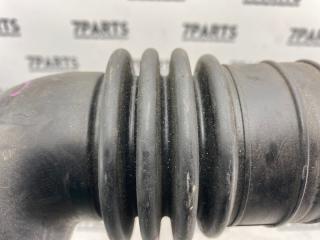 Патрубок воздушн.фильтра SUBARU FORESTER SG5 EJ20 14457AA320 3 ракурс