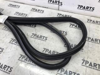 Уплотнительная резинка TOYOTA CROWN JZS171 1JZGTE 64461-30280 5 ракурс