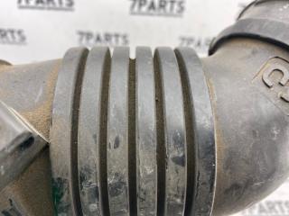 Патрубок воздушн.фильтра SUBARU LEGACY BE5 EJ20 46023AC030 3 ракурс
